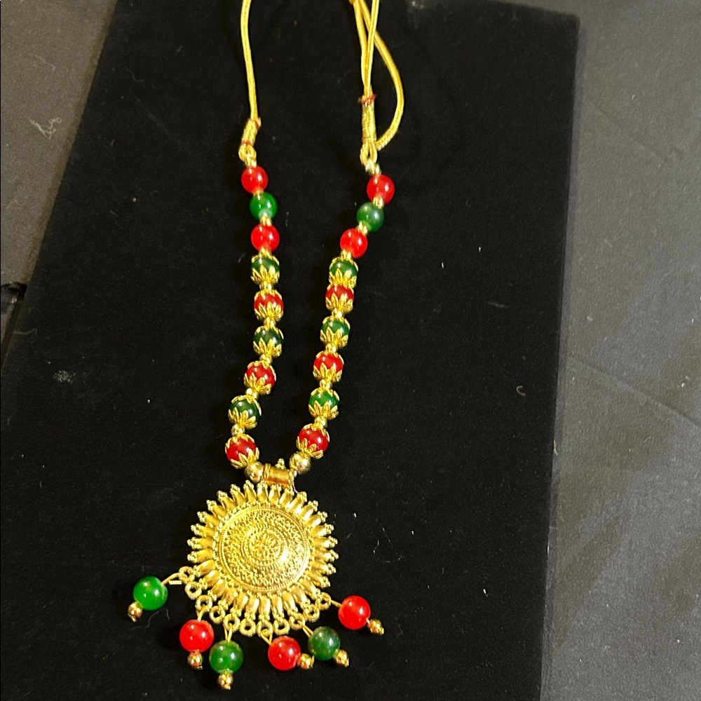 Indian Gold Tone, Green and Red Necklace!